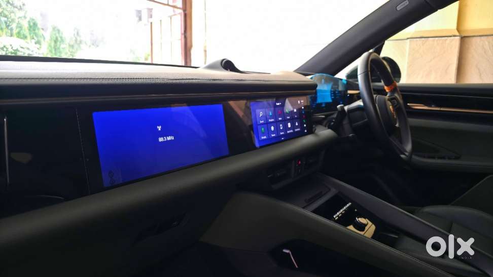 Porsche Macan Base, 2025, Electric