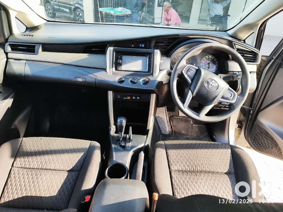 Toyota Innova Crysta