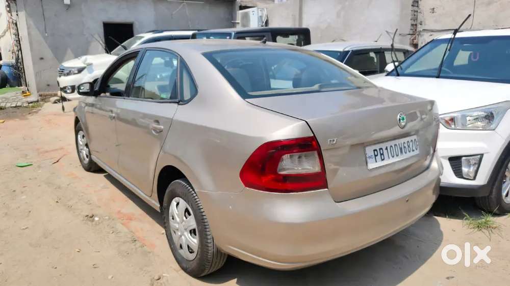 Skoda Rapid 2012 Diesel 80000 Km Driven