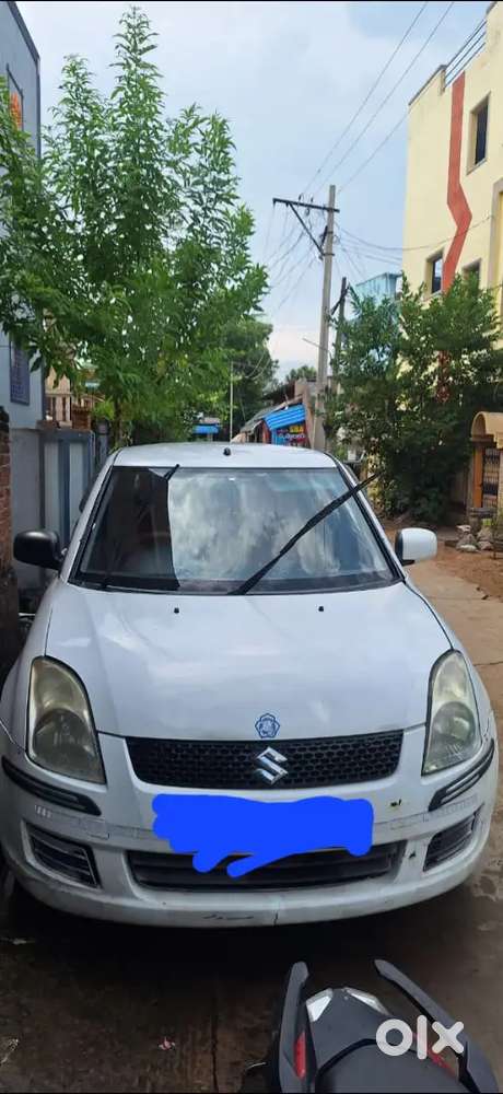 Maruti Suzuki Dzire Tour 2017