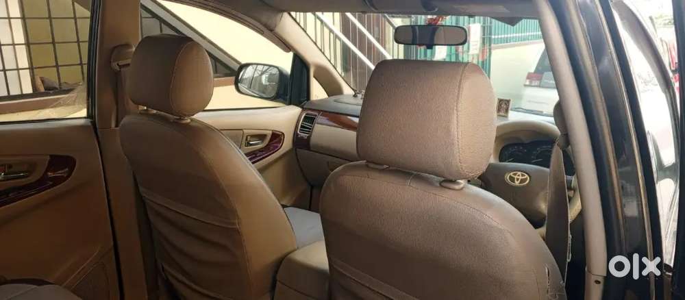 Toyota Innova 2.5 V 2006 Mh Reg 4th Owner.