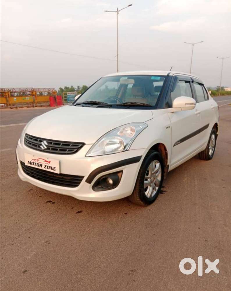 Maruti Suzuki Dzire 1.2 Zxi, 2014, Petrol