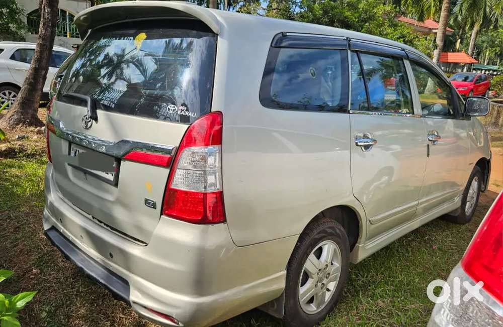 Toyota Innova 2015 Diesel Well Maintained