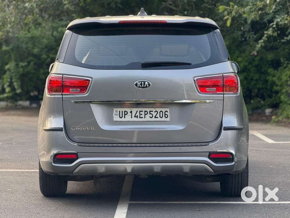 Kia Carnival Premium, 2020, Diesel