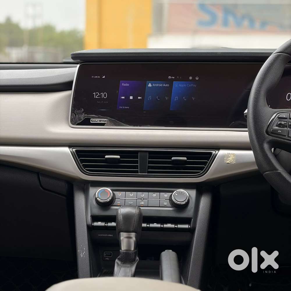 Mahindra Xuv700 2.2 Ax 3 Diesel At 5 Str, 2022, Diesel
