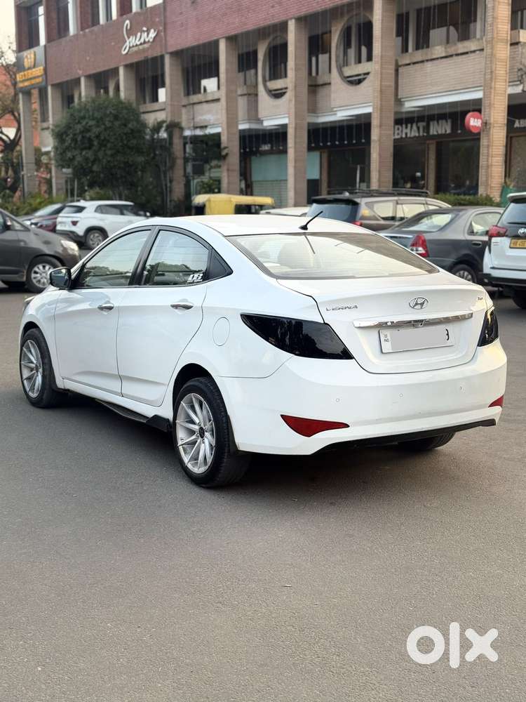 Hyundai Verna Fluidic 1.6 Vtvt Sx, 2015, Petrol