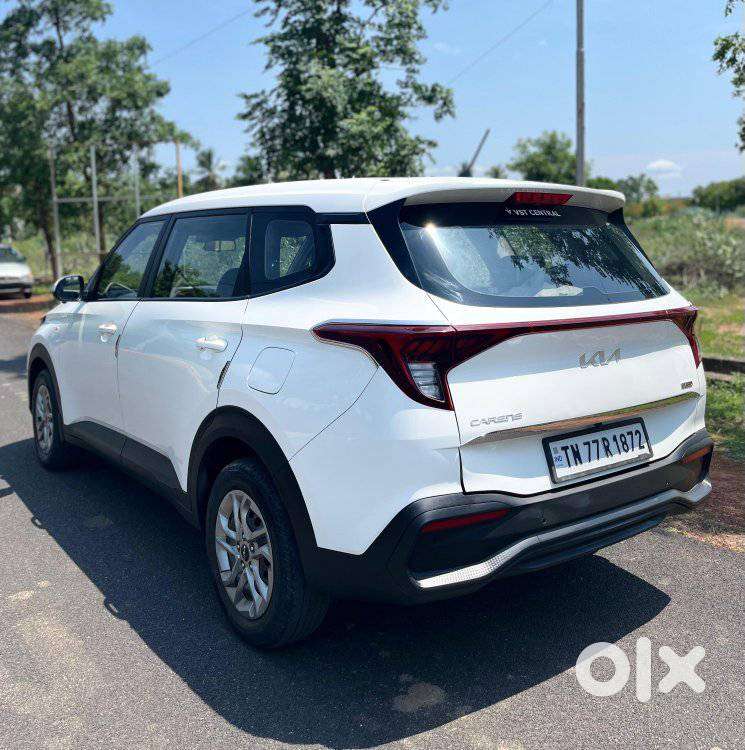 Kia Carens, 2022, Petrol