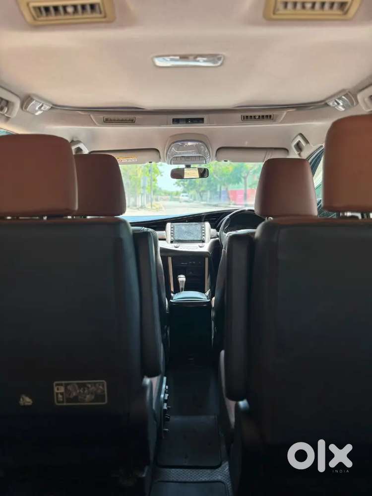 Toyota Innova Crysta 2.4 2021