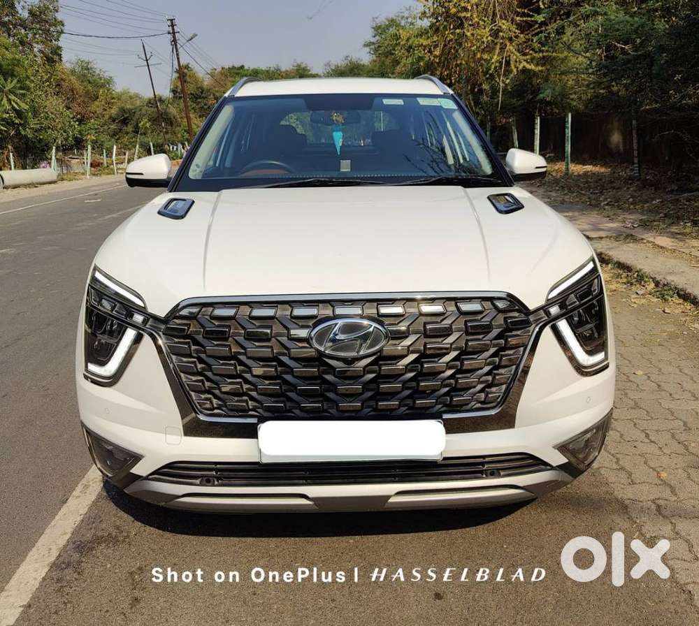 Hyundai Alcazar Signature (o) 7 Seater 1.5 Diesel At Adventure Dual ..