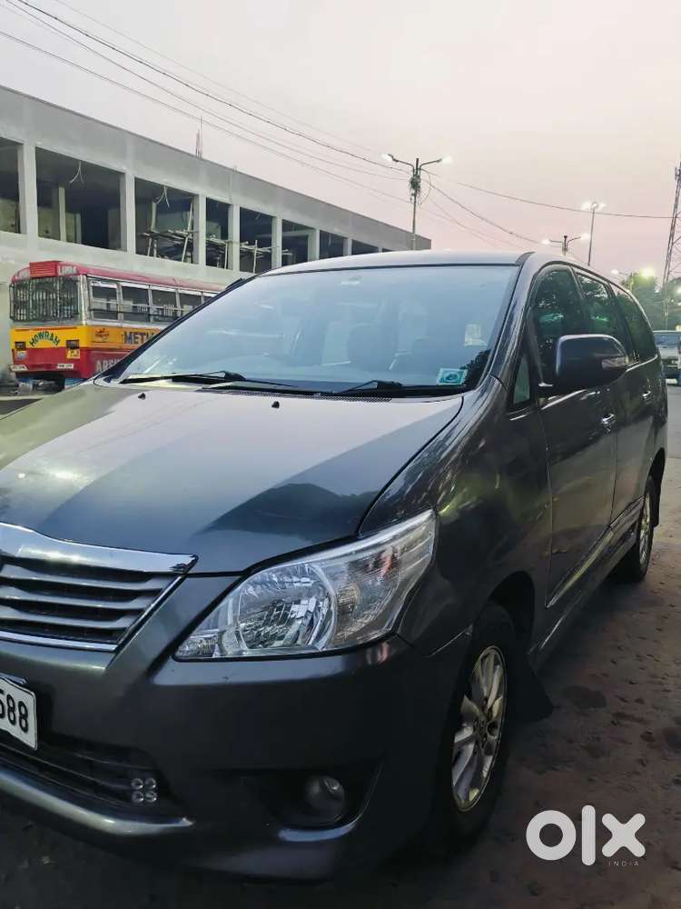 Toyota Innova 2013 Diesel Well Maintained