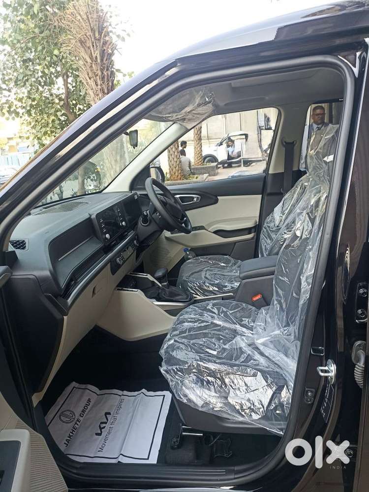 Kia Carens Clavis Htk Plus Dct, 2026, Petrol
