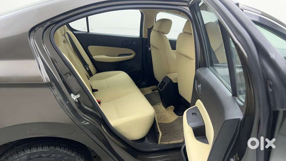 Honda City I-vtec V, 2022, Petrol