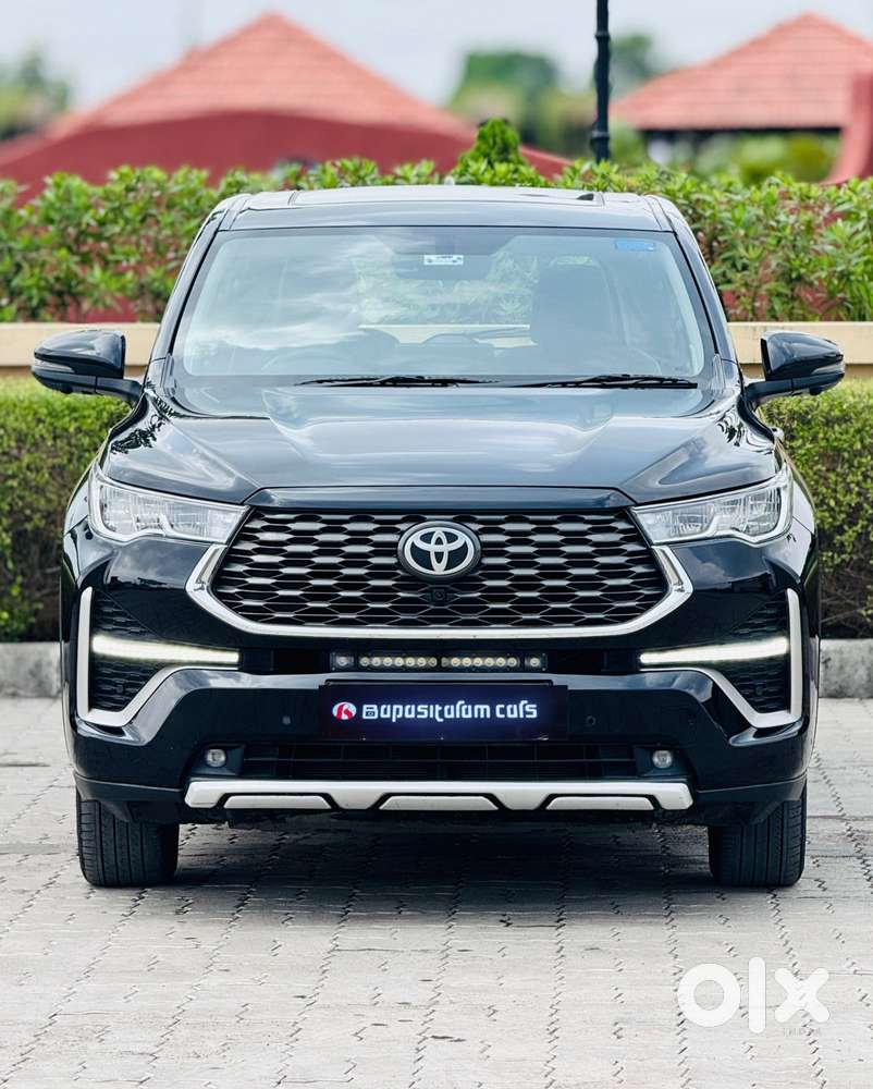 Toyota Innova Hycross 2.0 Zx Hybrid 7 Str, 2025, Petrol