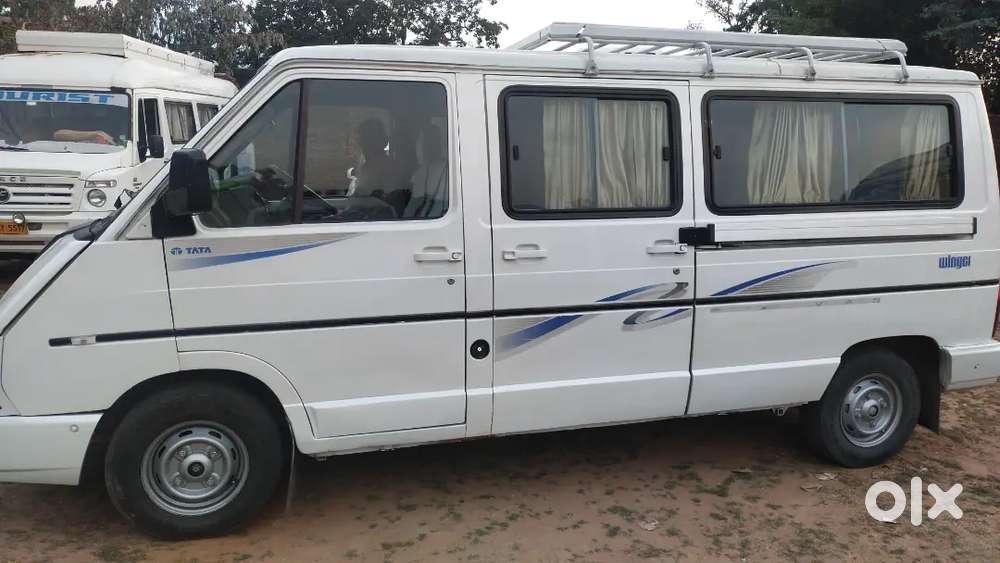 Tata Winger Deluxe 2012