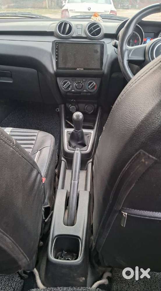 Maruti Suzuki Swift, 2022, Petrol