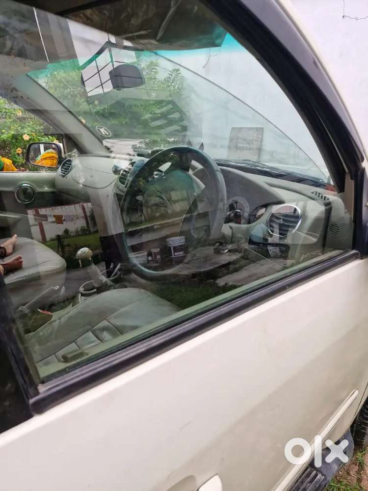 Mahindra Quanto 1.5 2013