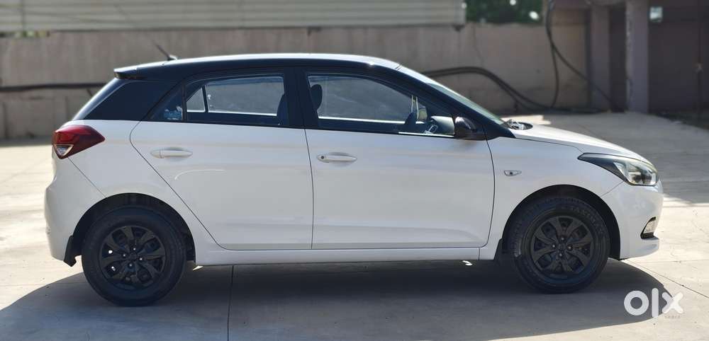 Hyundai Elite I20 Magna+ Vtvt, 2015, Petrol