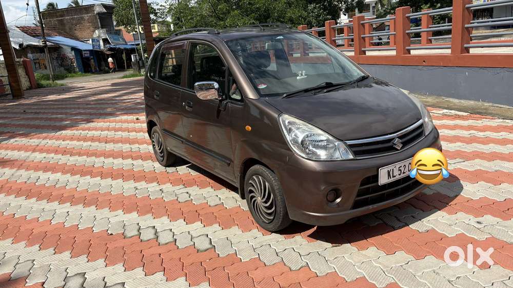 Maruti Suzuki Zen Estilo Lxi Bs Iv, 2010, Petrol