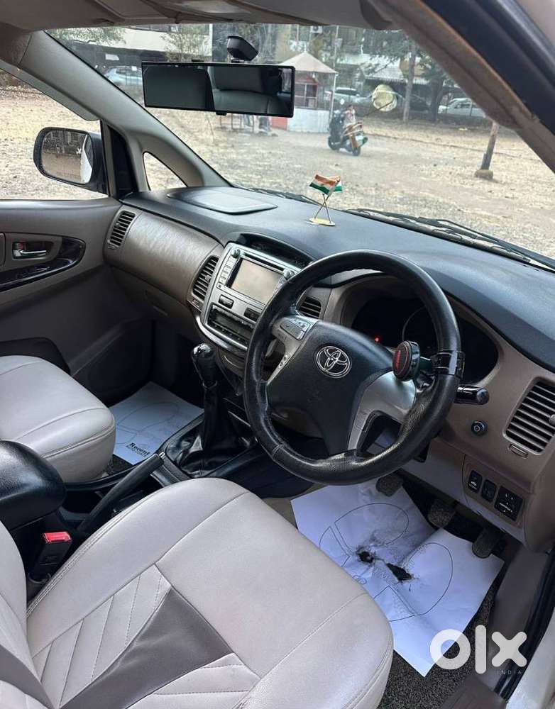 Toyota Innova 2.5 Z Diesel 7 Seater, 2015, Diesel