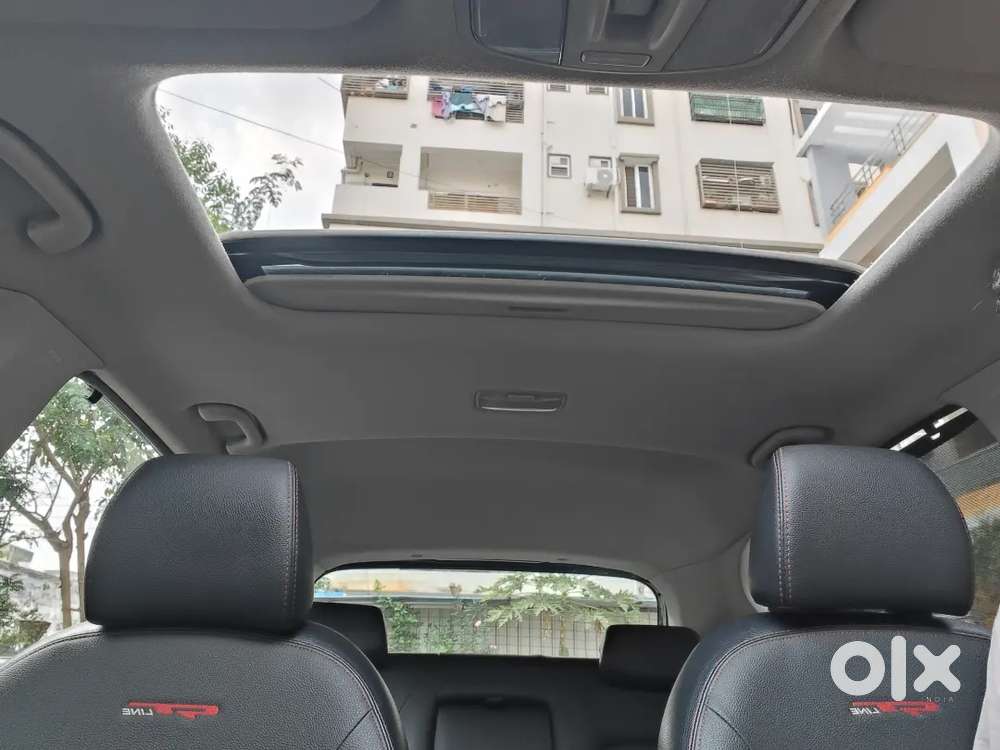 Kia Sonet G.t Line 1.5 Engine 2022 Diesel Automatic Sunroof 6 Airbags