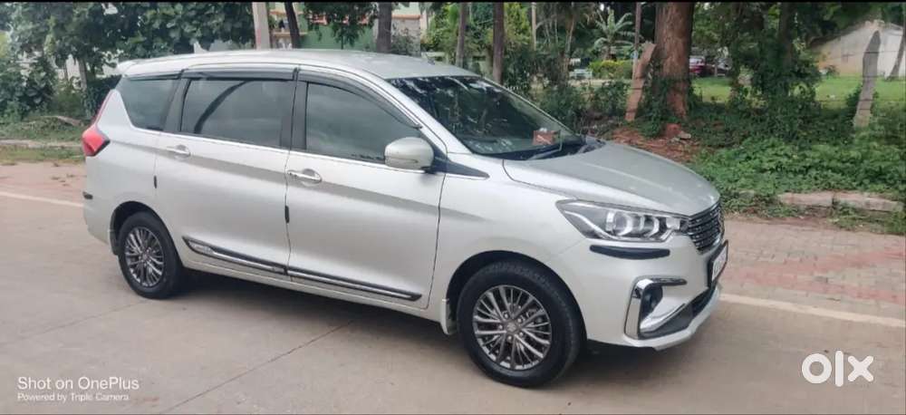 Selling Maruti Suzuki Eritika Zxi Plus