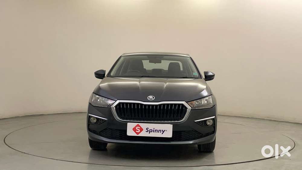 Skoda Slavia Ambition 1.0l Tsi Mt, 2022, Petrol
