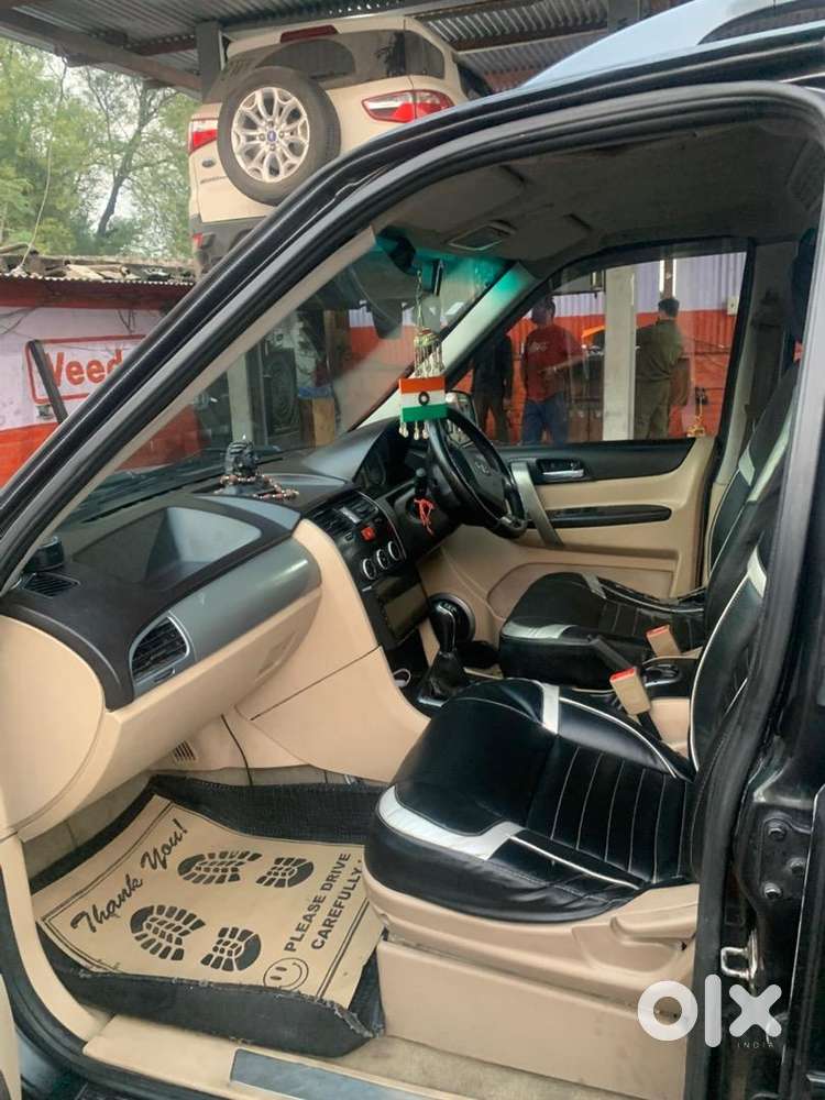 Tata Safari Storme 2013 Diesel 76000 Km Driven