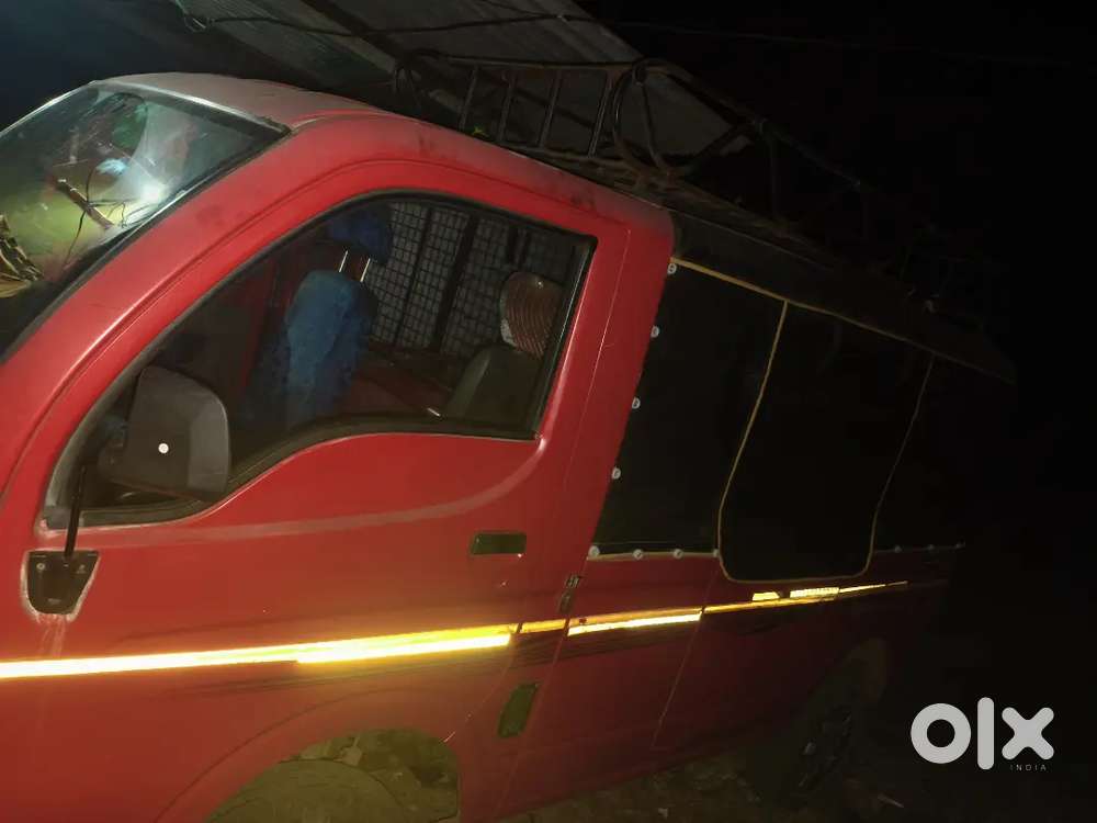 Tata Safari 2017 Diesel 165000 Km Driven