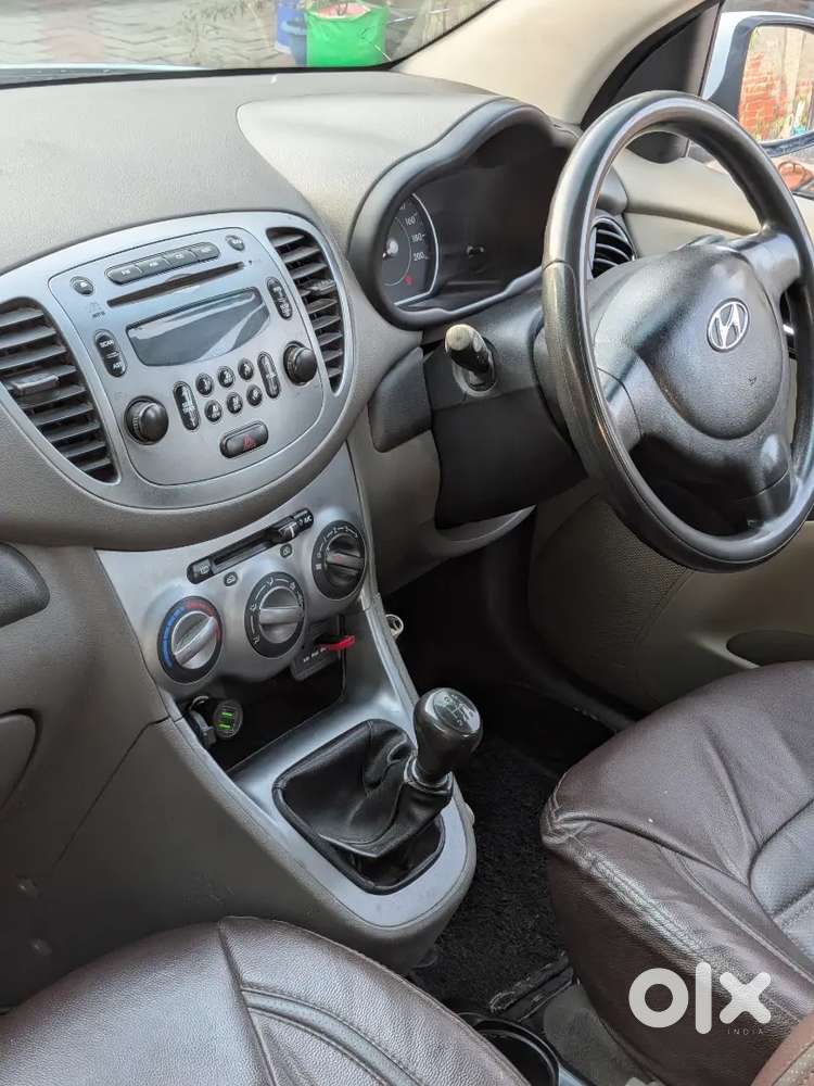 Hyundai I10 Sportz 2011
