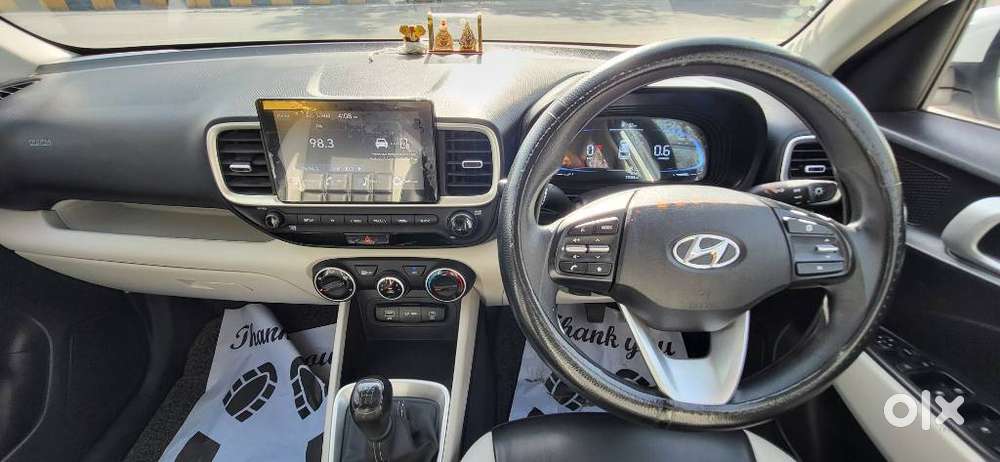 Hyundai Venue S (o) 1.2 Petrol Knight Edition, 2025, Petrol