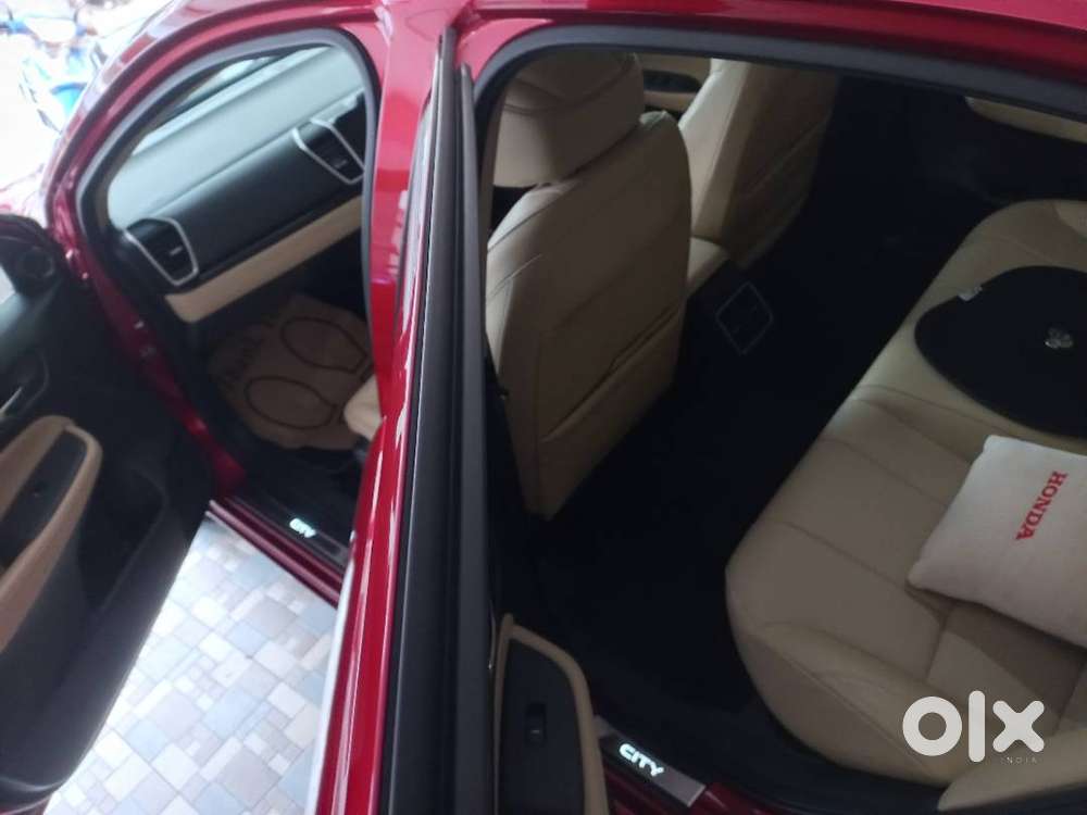 Automatic Honda City 2022 Petrol 95000 Km Driven 1st Owner