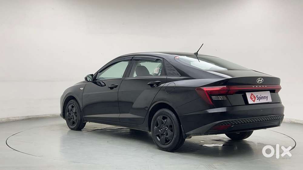 Hyundai Verna Ex 1.5 Petrol Mt, 2023, Petrol