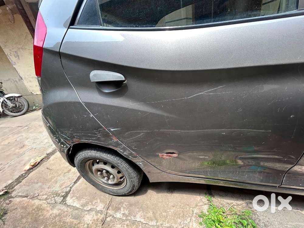 Hyundai Eon 2012 Petrol Well Maintained