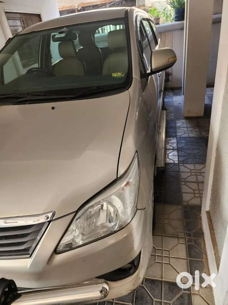 Toyota Innova 2.5 Vx 2012