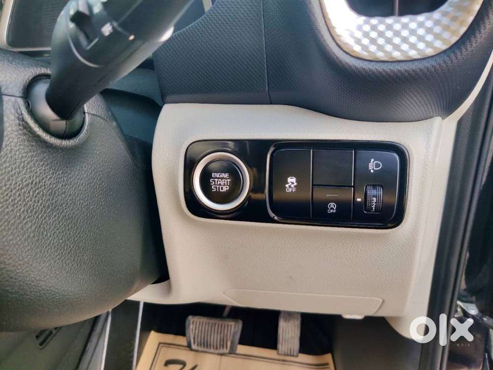 Kia Sonet Htx D, 2023, Petrol
