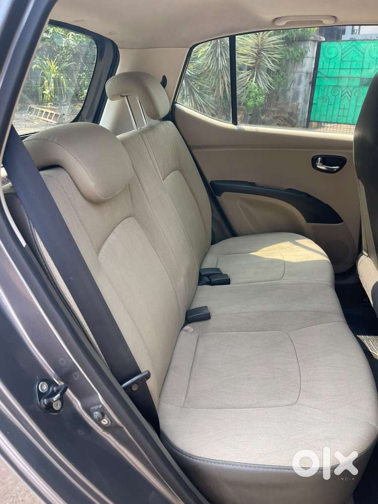 Hyundai I10 Asta Sunroof At, 2012, Petrol