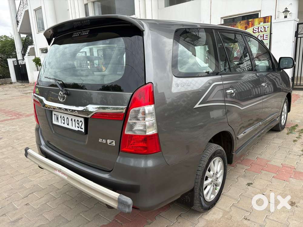 Toyota Innova 2.5 Z Diesel 7 Seater Bs Iv, 2014, Diesel