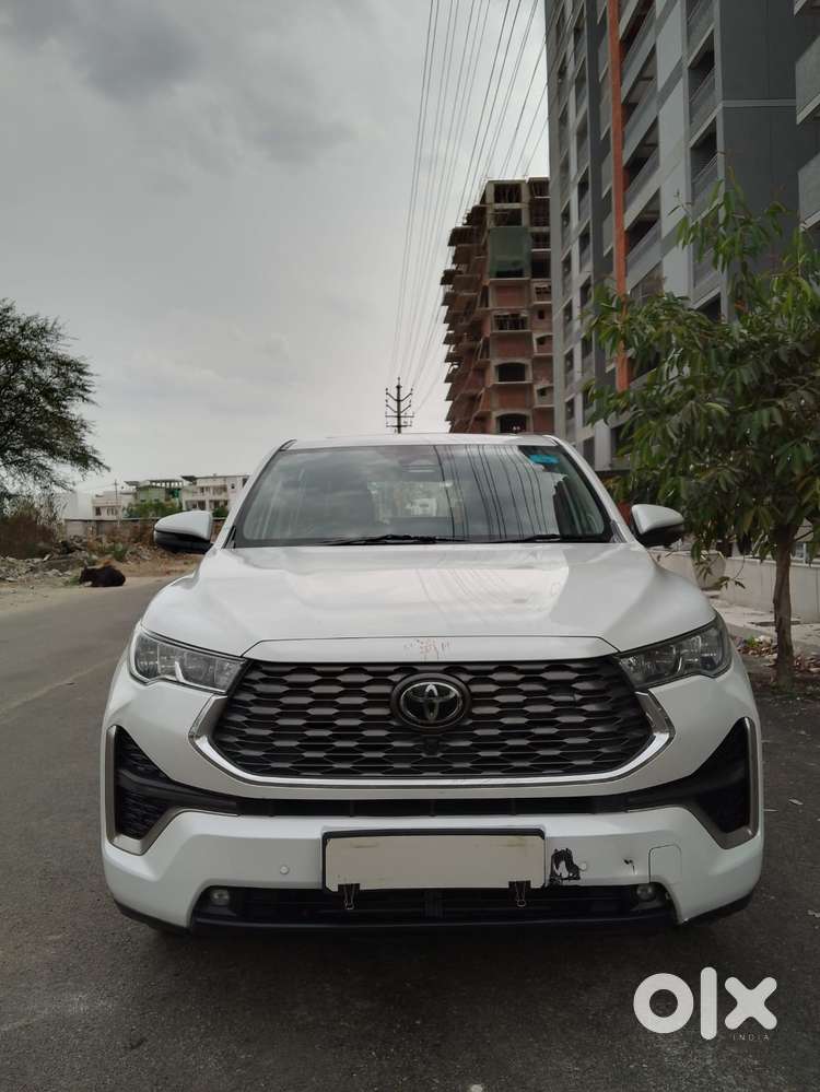 Toyota Innova Hycross 2.0 Zx Hybrid 7 Str, 2024, Diesel