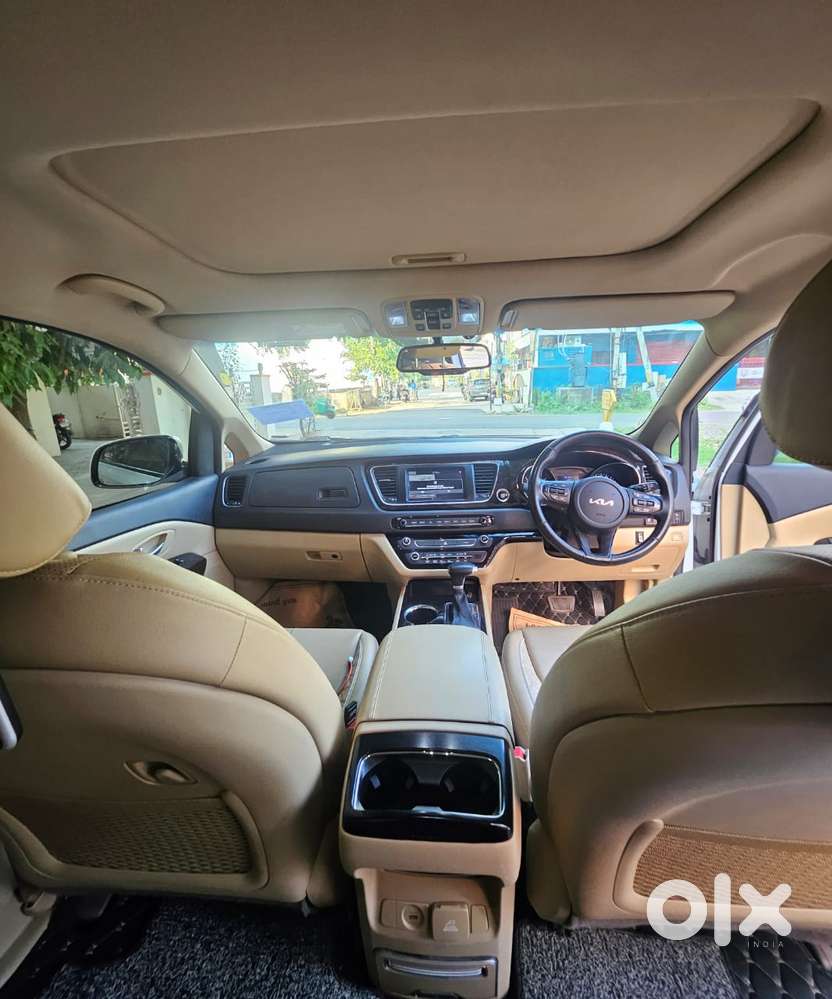 Kia Carnival Limousine Plus 7 Str, 2022, Diesel