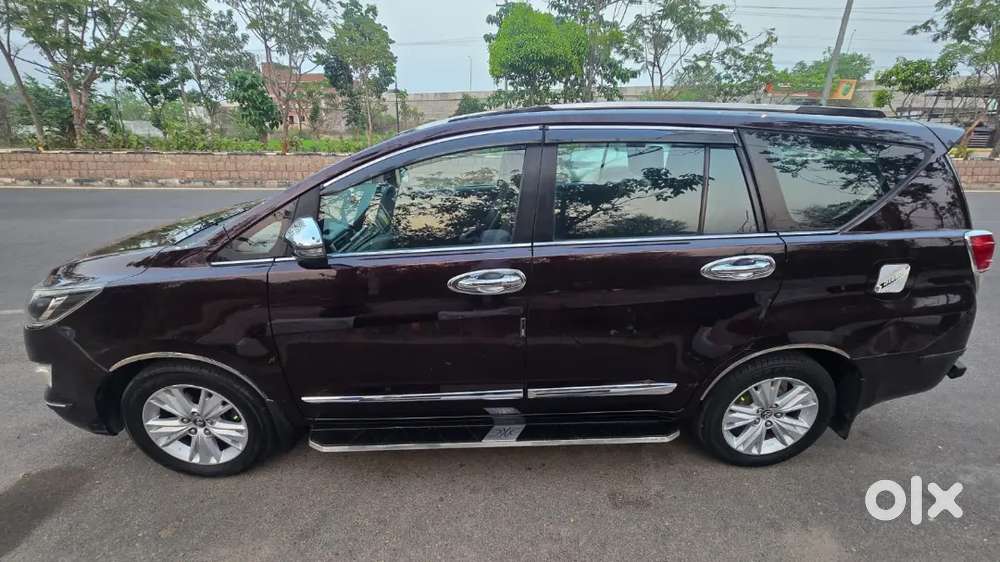 Toyota Innova Crysta 2018 Diesel 190000 Km Driven