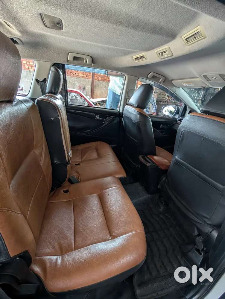 Toyota Innova Crysta 2019