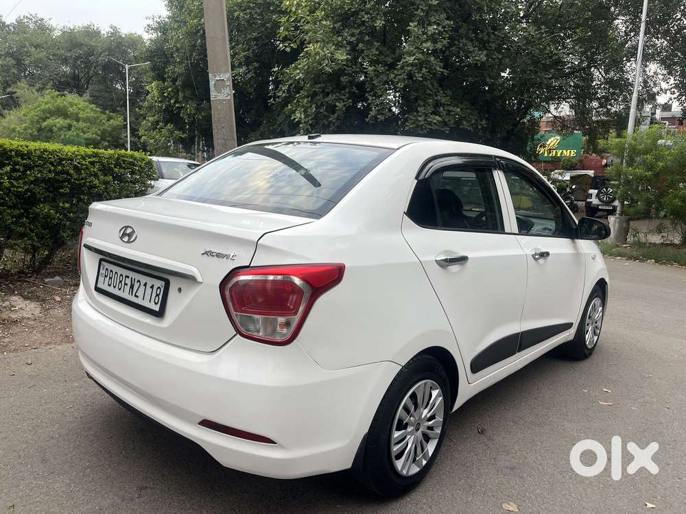 Hyundai Xcent 1.2 Vtvt E, 2019, Cng & Hybrids