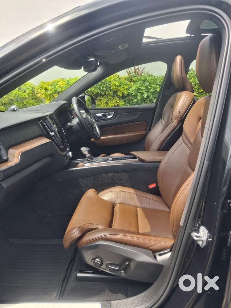 Volvo Xc60 D5 Inscription, 2021, Diesel