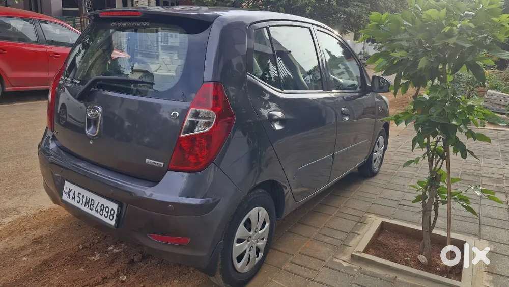 Hyundai I10 Sportz 2011 Petrol