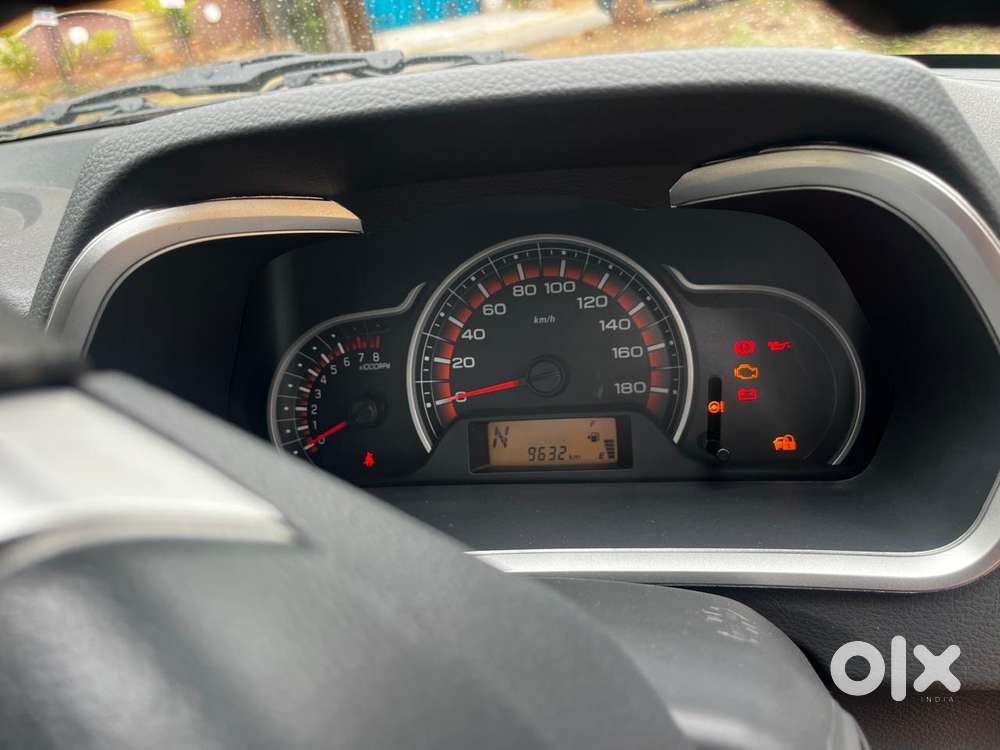 Maruti Suzuki Alto K10 1.0 Vxi Amt, 2017, Petrol