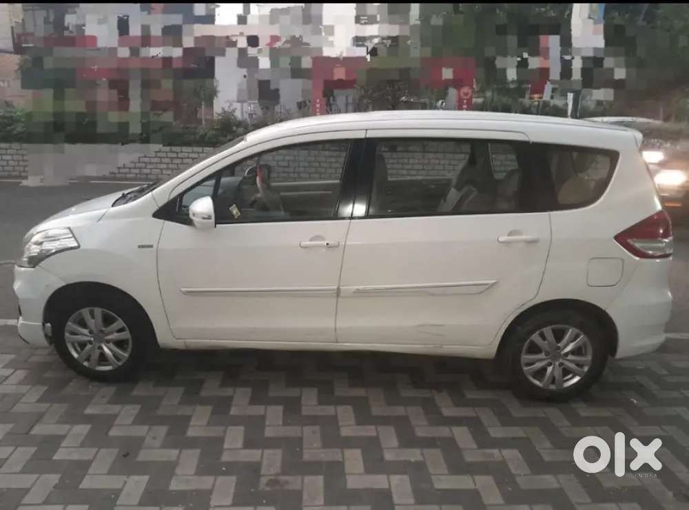 Maruti Suzuki Ertiga 2017 Diesel 90000 Km Driven.