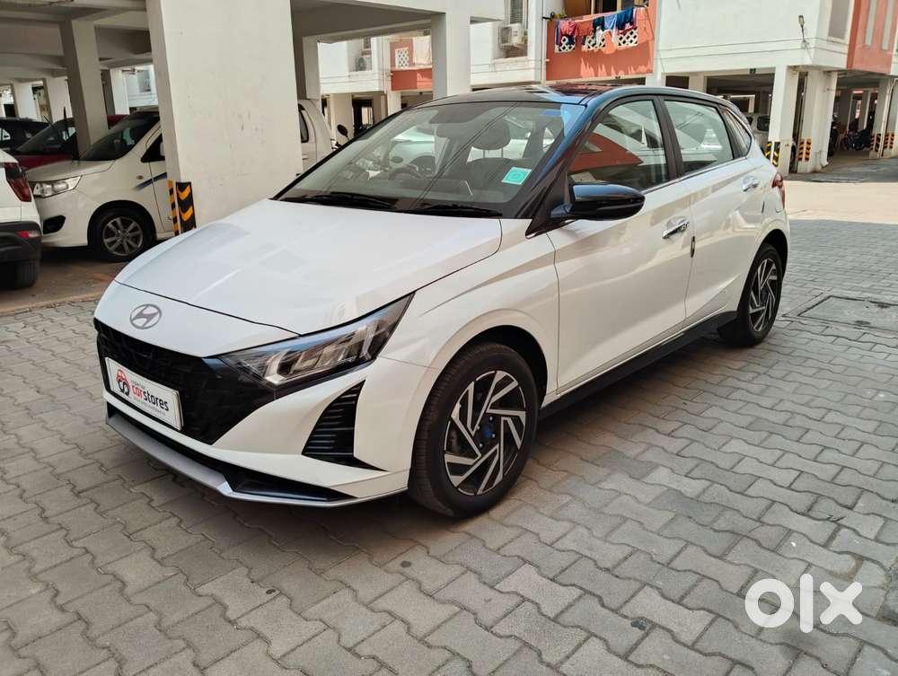 Hyundai Elite I20 Asta (o) 1.2 Ivt, 2023, Petrol