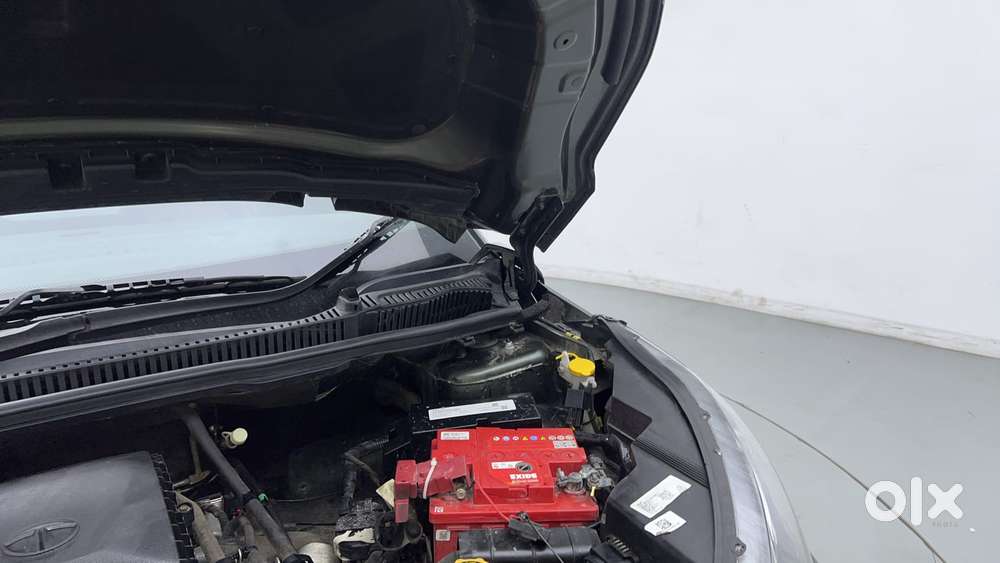 Tata Nexon 1.2 Revotron Xm (s), 2022, Petrol