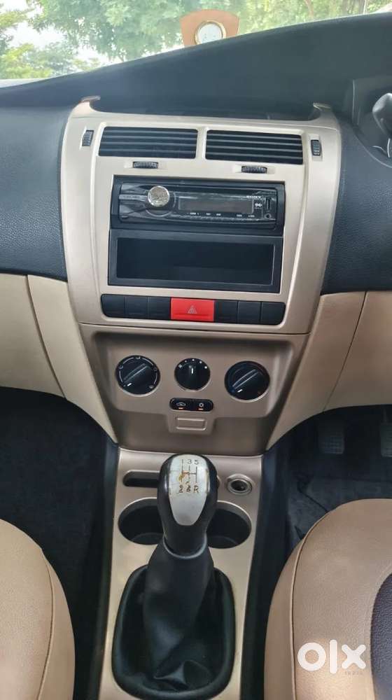 Tata Manza Aqua Safire, 2011, Petrol