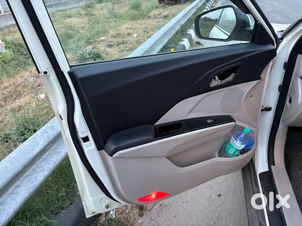 Mahindra Xuv300 2019 Car